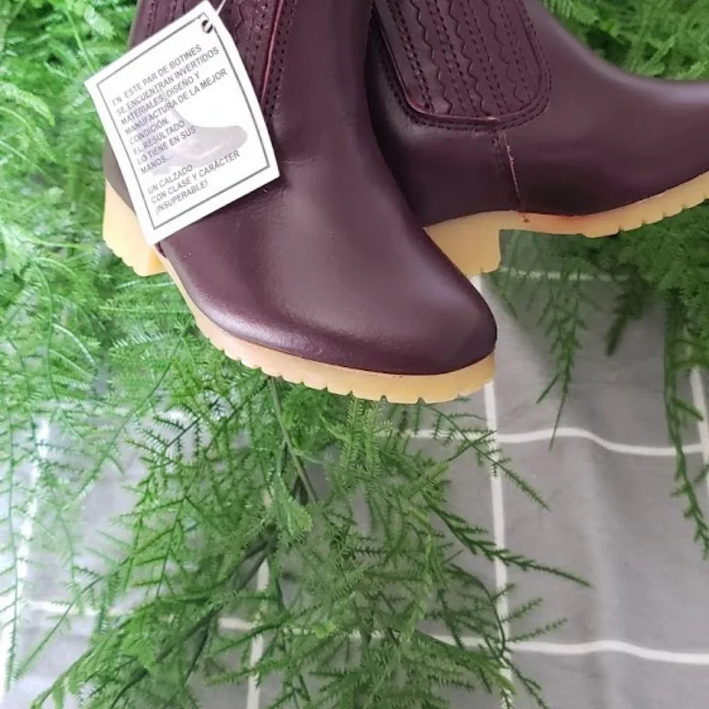 Size 2 boots shoes